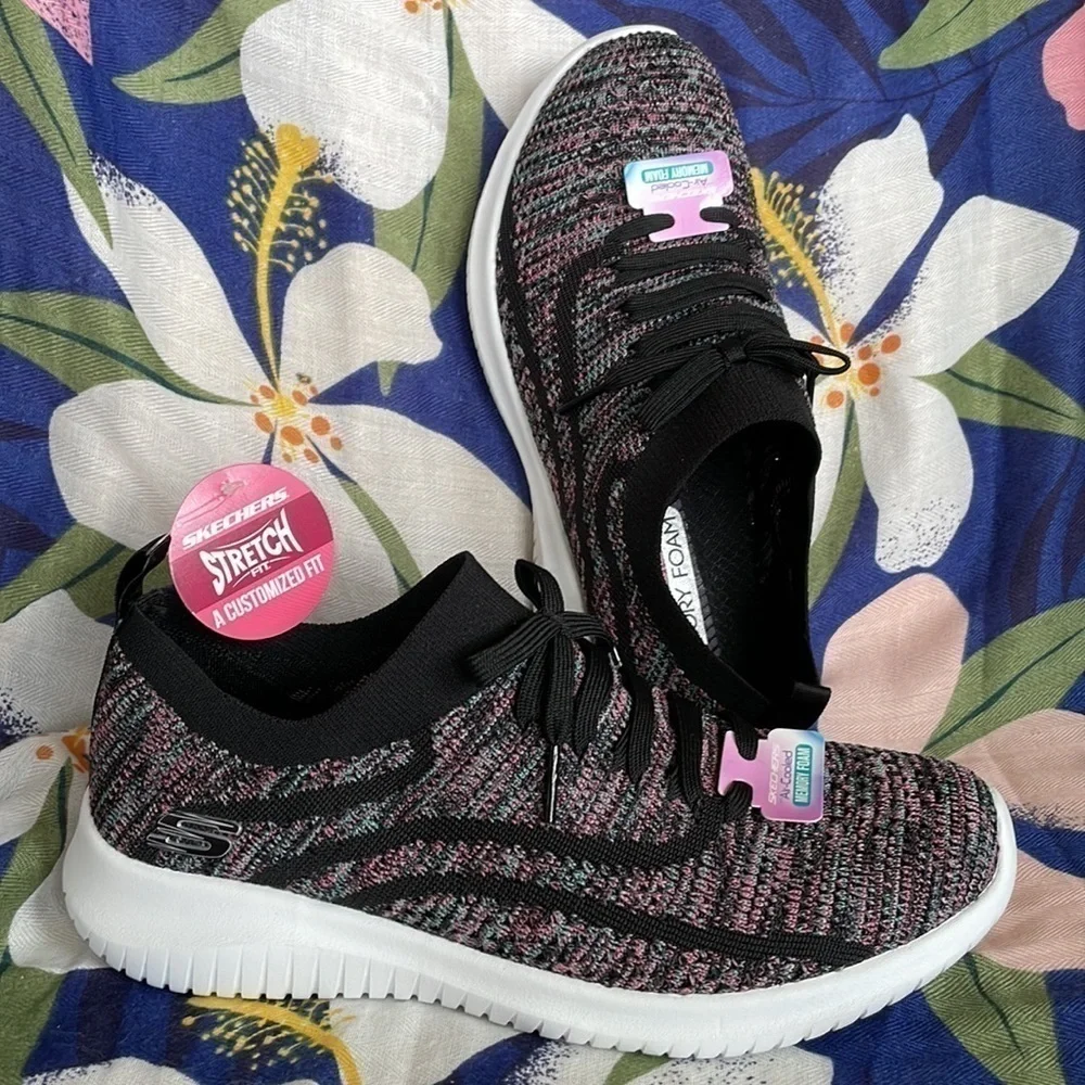 Brand New Skechers Air-Cooled Memory Foam Slip On Black Stretch Sneakers